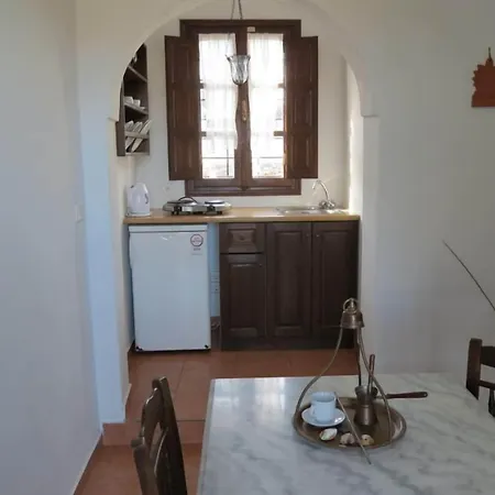 Hotel apartamentowy Anna Traditional 2*