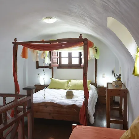 Hotel apartamentowy Anna Traditional 2*