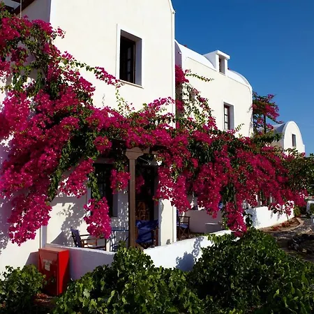 Anna Traditional Aparthotel