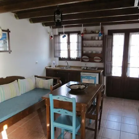 Anna Traditional 3* Kamári