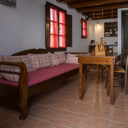 Anna Traditional Appart hôtel 3*