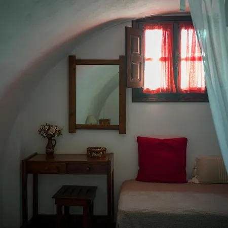 Anna Traditional Appart hôtel Kamári