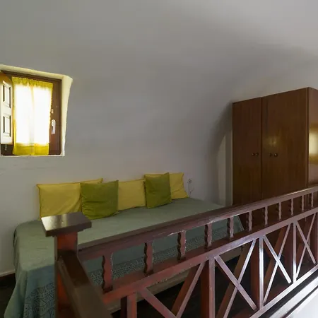 Anna Traditional Appart hôtel Kamári